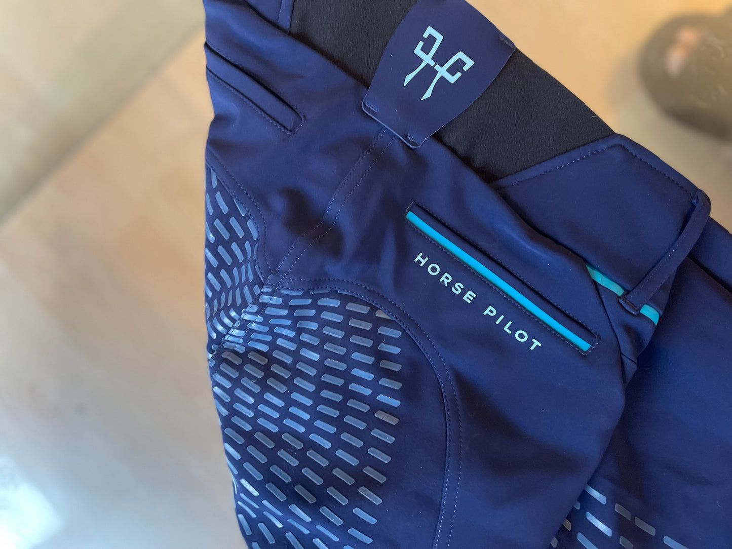 X DRESS • Breeches for dressage