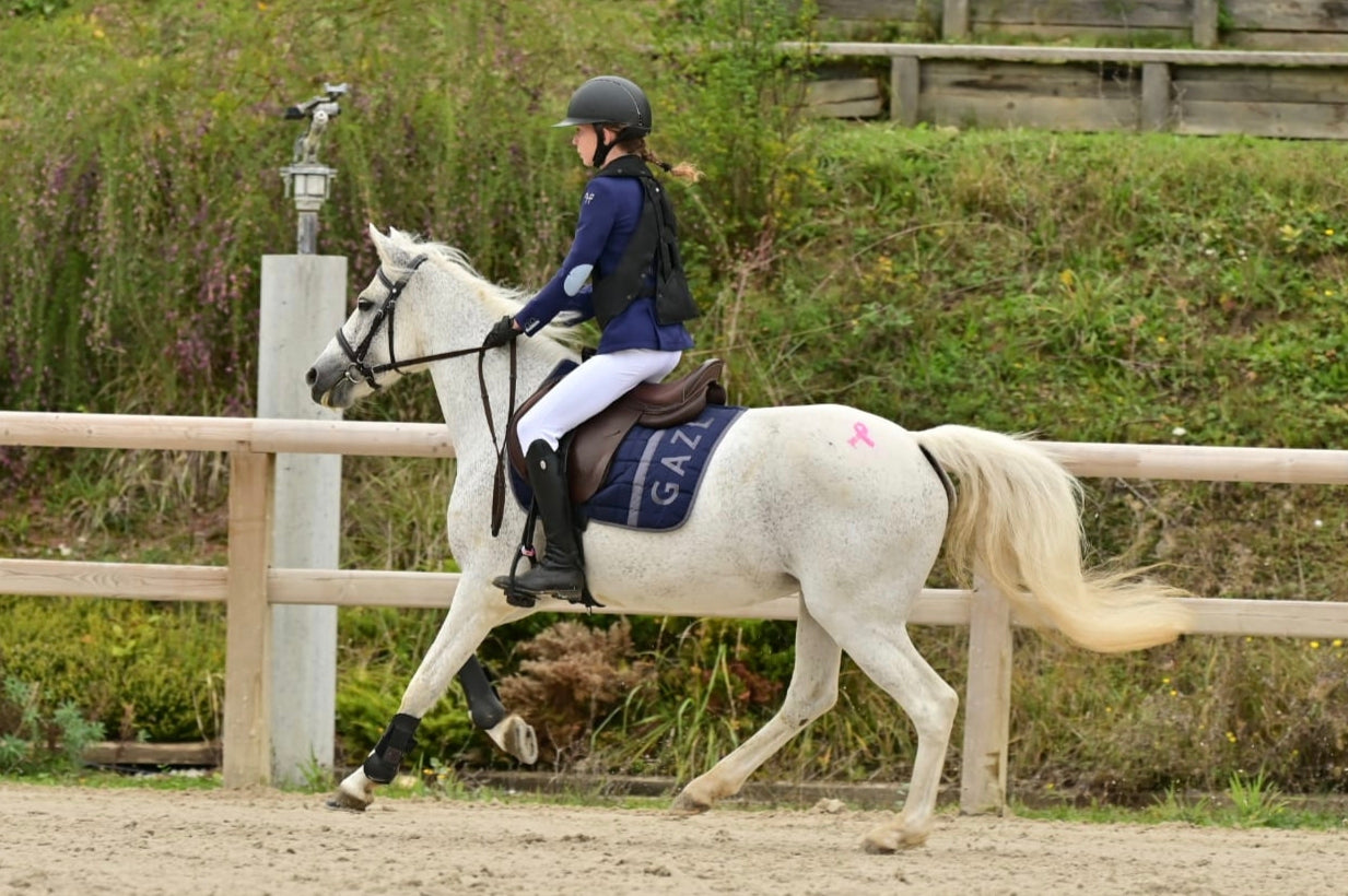 REITJACKE FÜR MÄDCHEN FÜR REITTURNIERE•