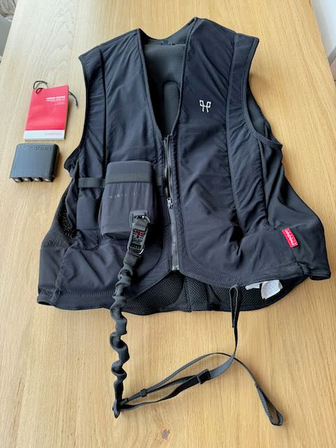 GILET AIRBAG ÉQUITATION TWIST'AIR•