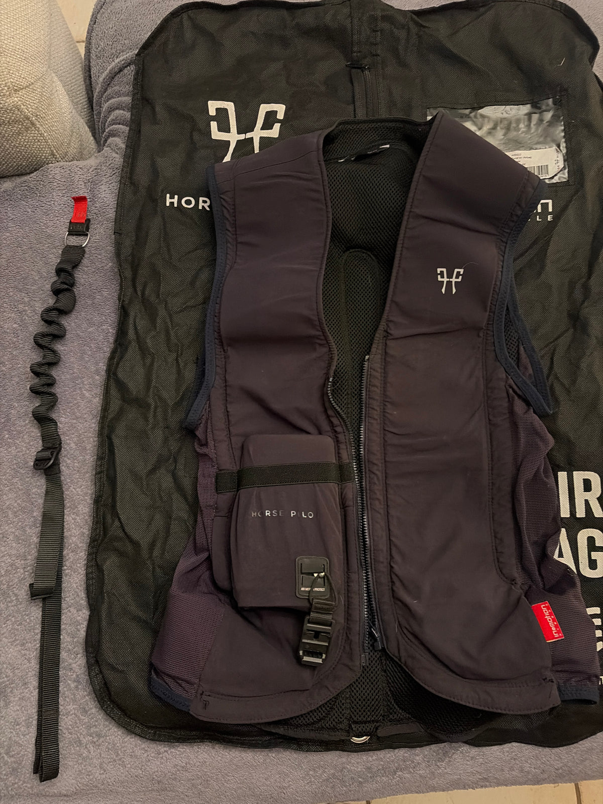 GILET AIRBAG ÉQUITATION TWIST'AIR•