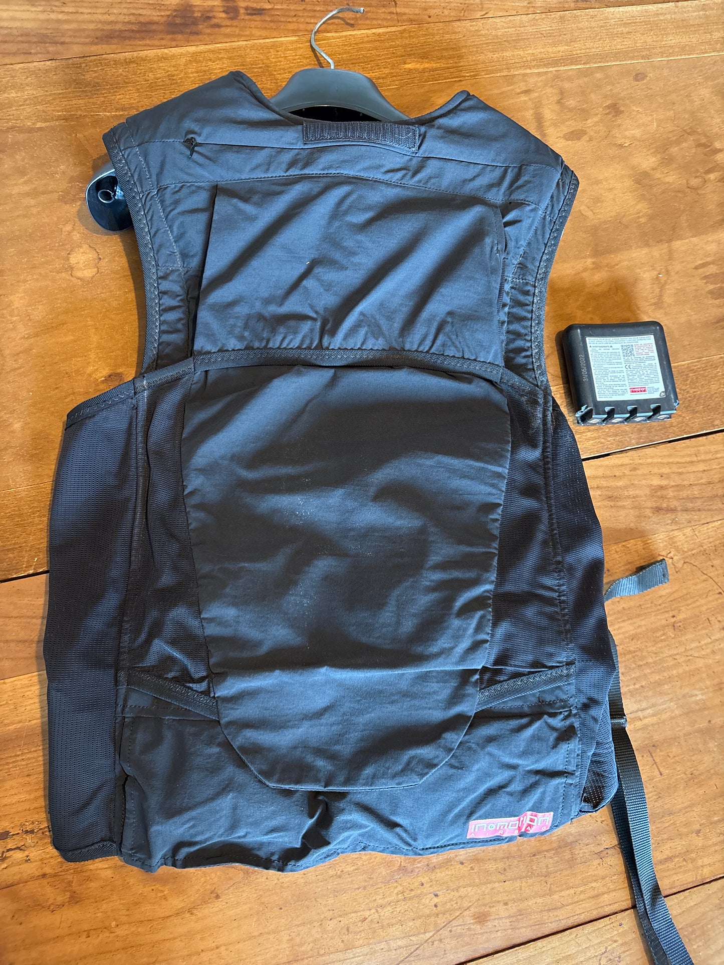 Airbag riding vest • rider protection
