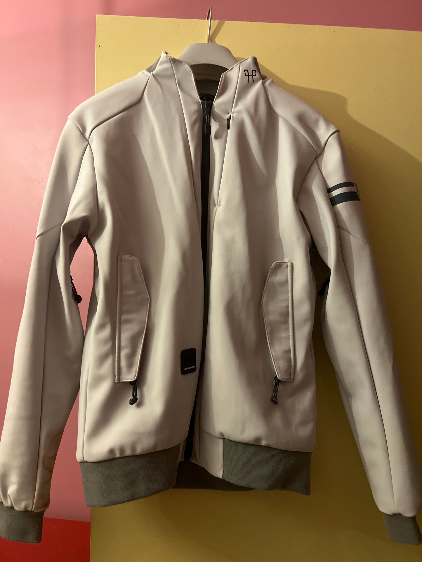 BOMBERS - COMPATIBLE AIRBAG • blouson d'équitation femme