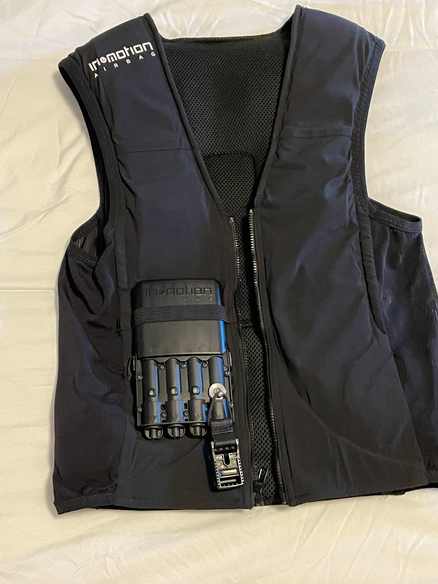 GILET AIRBAG ÉQUITATION + SURGILET NOIR COMPATIBLE