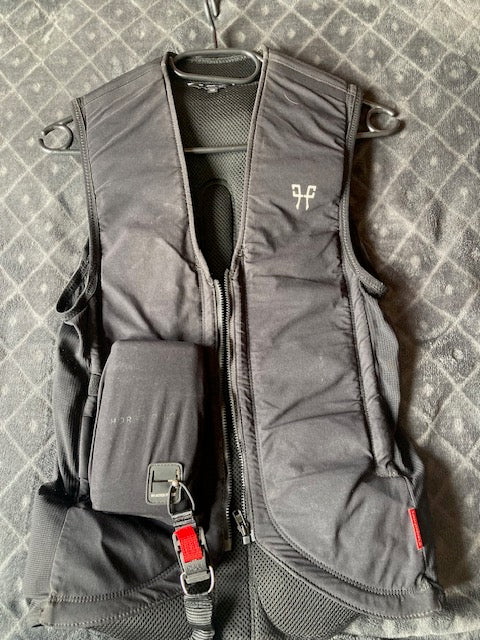 GILET AIRBAG ÉQUITATION TWIST'AIR•