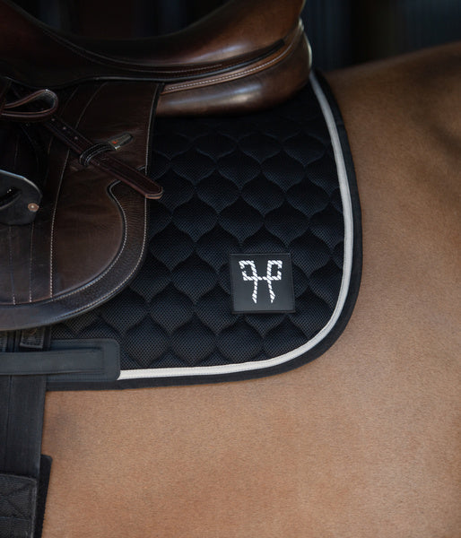 Tapis de selle • équipement pour cheval