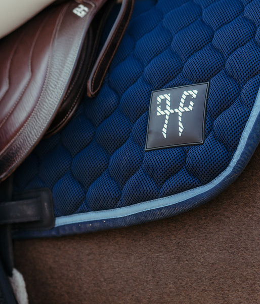 Tapis de selle • équipement pour cheval