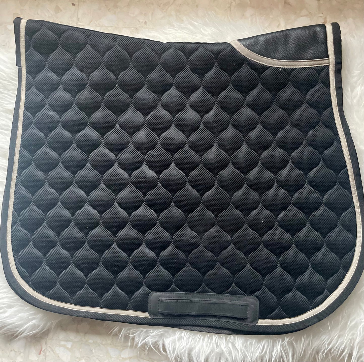 SADDLE PAD • Tapis de selle & équipement pour cheval