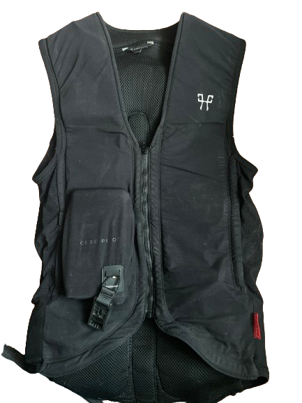 BLACK OVERJACKET COMPATIBLE WITH AIRBAG JACKET FOR HORSE PILOT RIDER